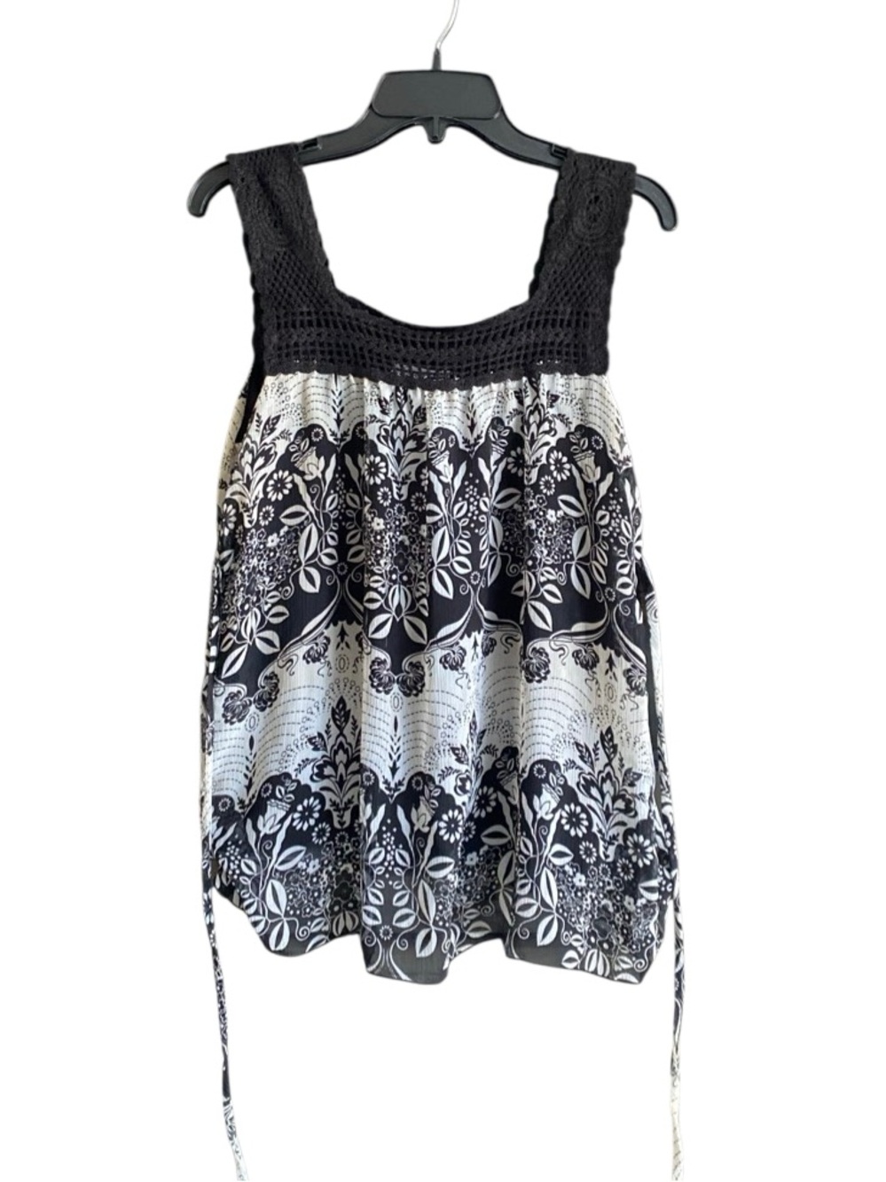 Speechless Black/Gray Floral Print Tank with Solid Black Crocheted Straps. M/L